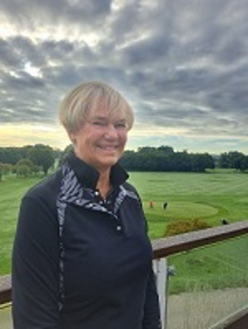 Pearson Trophy Manager:
Mrs Sally Cooper Parry, Tandridge

